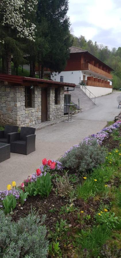 B&B Zlatna Nit Bosanska Krupa Exterior photo
