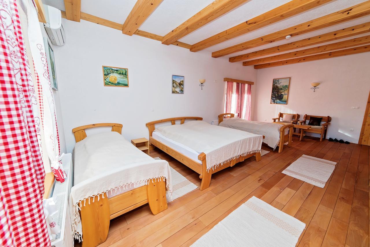 B&B Zlatna Nit Bosanska Krupa Exterior photo